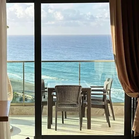 Amazing Sea View, 8th Floor, Panoramic Sea View Lägenhet *